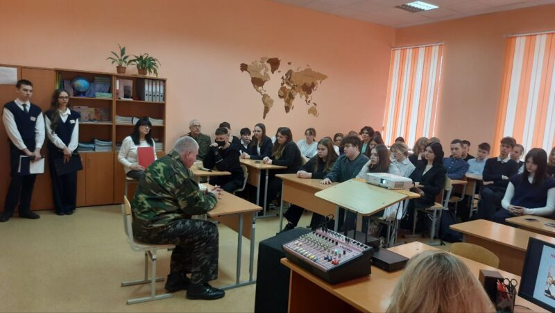 IMG-328e1a448b3aa918fadca64c0915389d-V