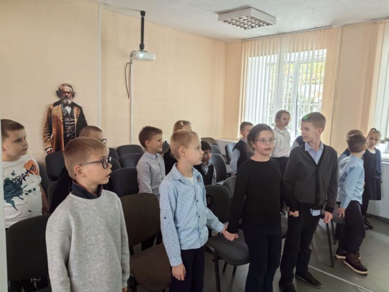 image-15-10-26-08-19-2